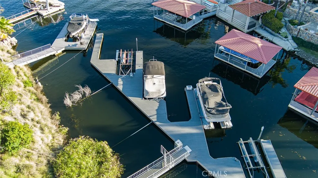 Private Boat dock in peaceful cove