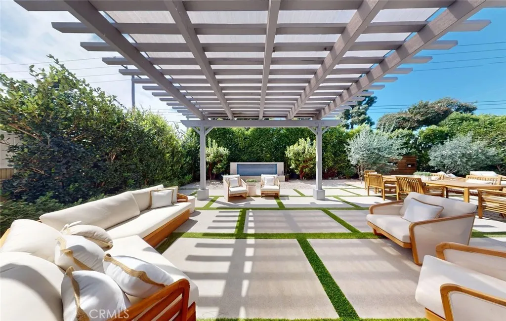 Resort-Style Outdoor Living