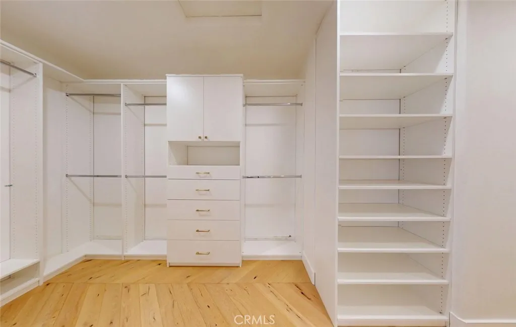 Custom Walk-In Closet