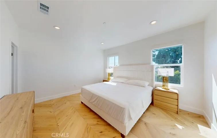 Bright Guest Bedroom