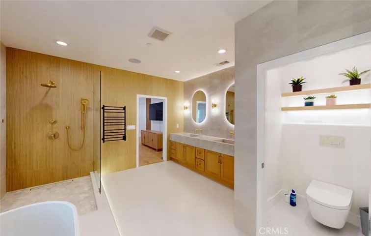 Dual Vanity Bath Suite