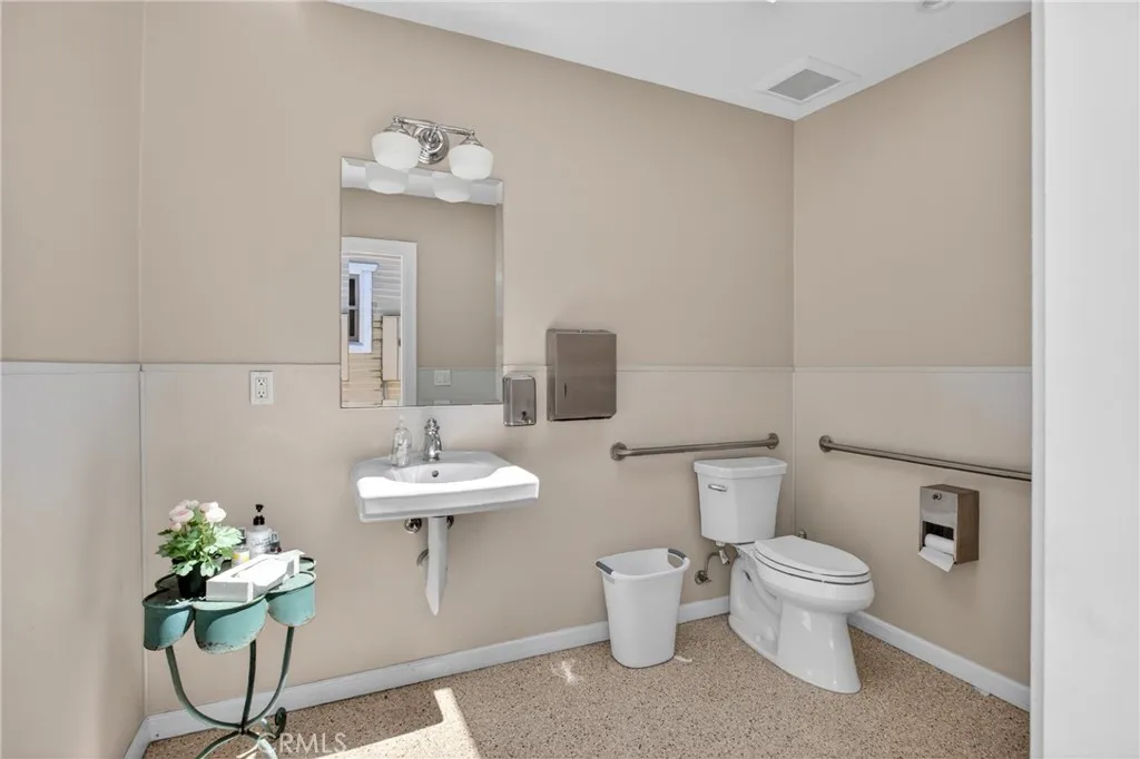 Detached - employee Bathroom