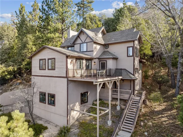 965 Sandalwood Drive, Lake Arrowhead, California 92352