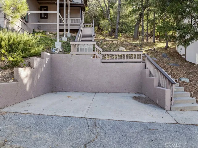 965 Sandalwood Drive, Lake Arrowhead, California 92352