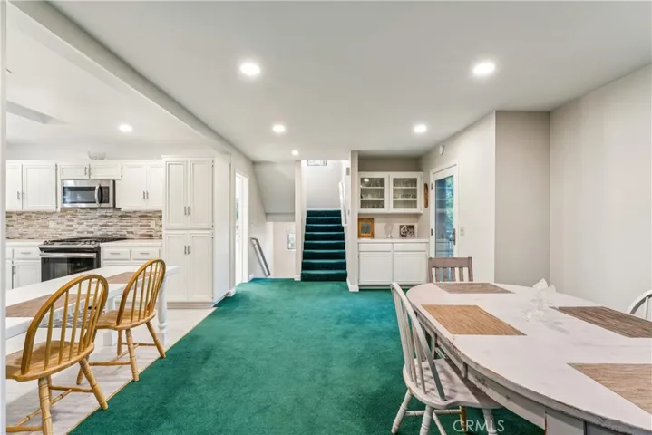 965 Sandalwood Drive, Lake Arrowhead, California 92352