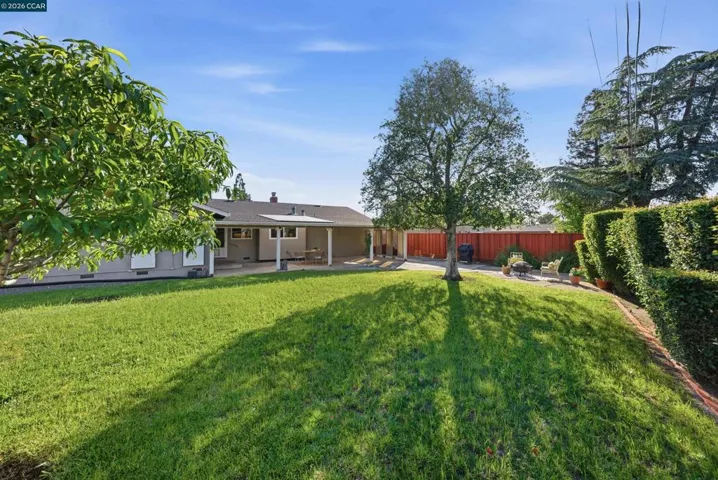 5181 Greenmeadow Dr, Concord, California 94521