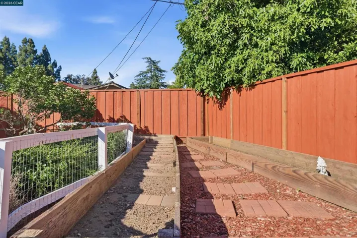 5181 Greenmeadow Dr, Concord, California 94521