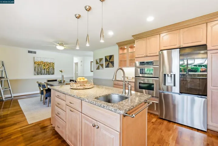 5181 Greenmeadow Dr, Concord, California 94521