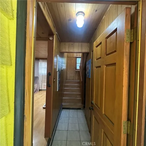 607 Seeley, Crestline, California 92325