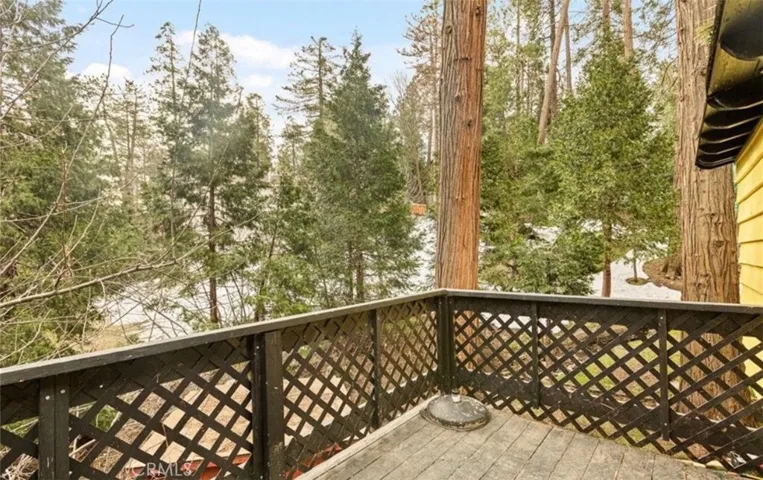 607 Seeley, Crestline, California 92325