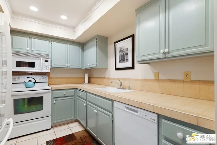 605 E Amado Road 619, Palm Springs, California 92262