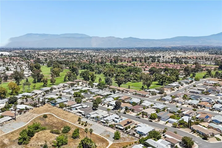 1601 Ailanthus, Hemet, California 92545