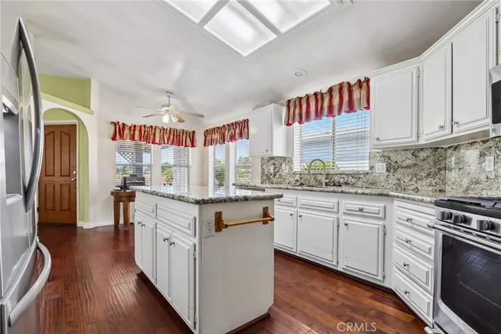 1601 Ailanthus, Hemet, California 92545