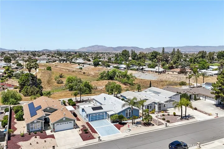 1601 Ailanthus, Hemet, California 92545