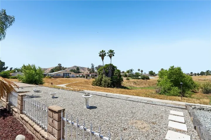 1601 Ailanthus, Hemet, California 92545