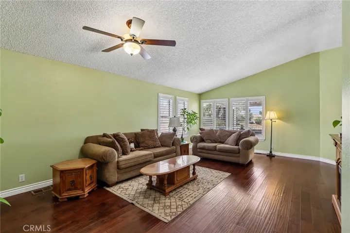 1601 Ailanthus, Hemet, California 92545
