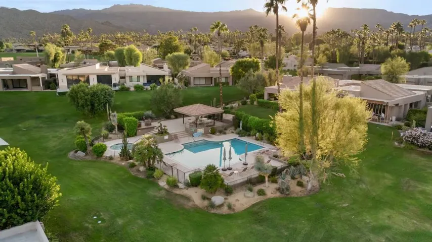Image 11_MLS_48825 Mescal Lane