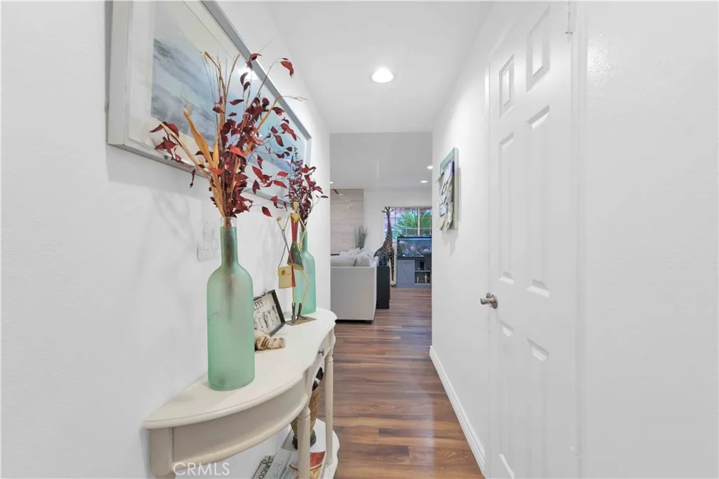 Entryway at 4772 Excelente Drive.