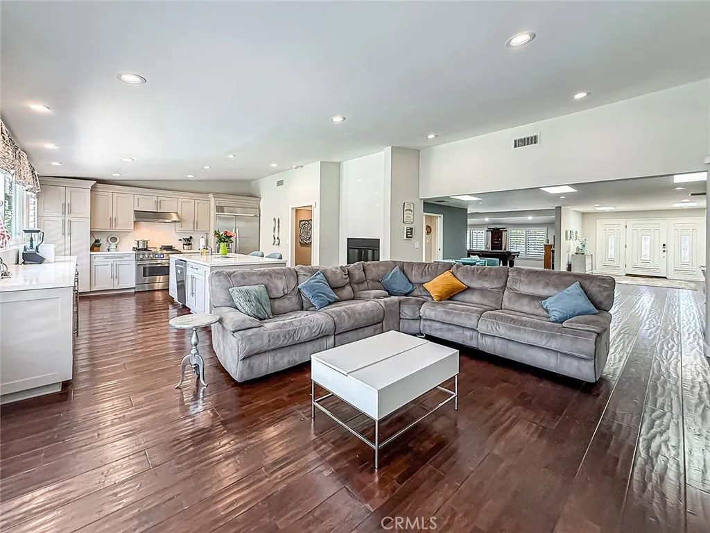 Open Floor Plan Family Room Kitchen