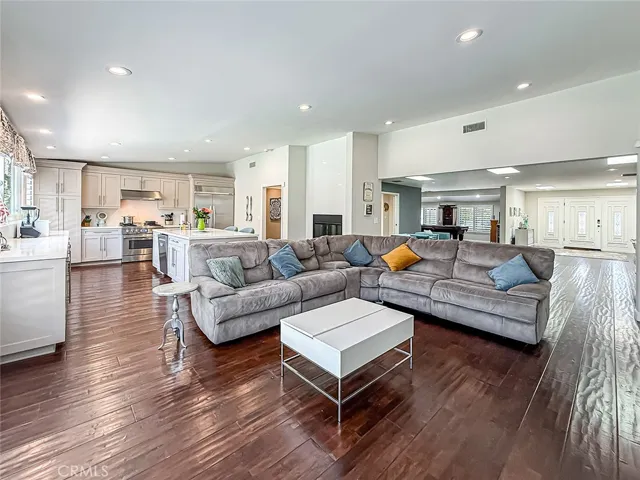 Open Floor Plan Family Room Kitchen