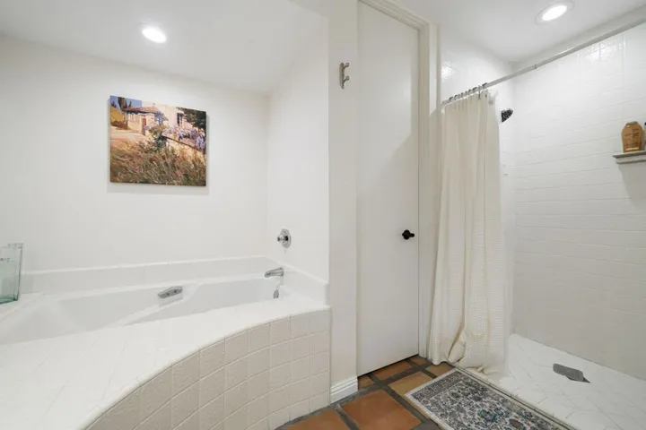 31-web-or-mls-BLWArapahoeDr_OPMG_0825_03