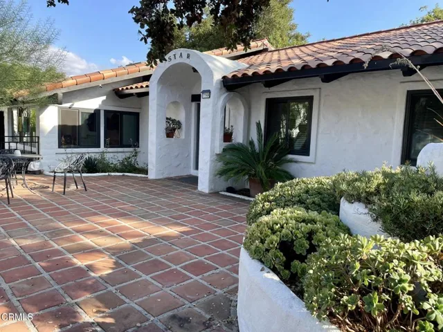 Patio/Entry