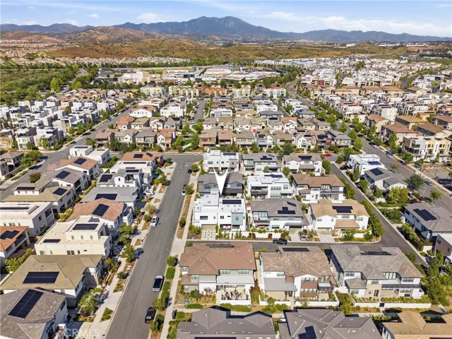124 Chant, Irvine, California 92618