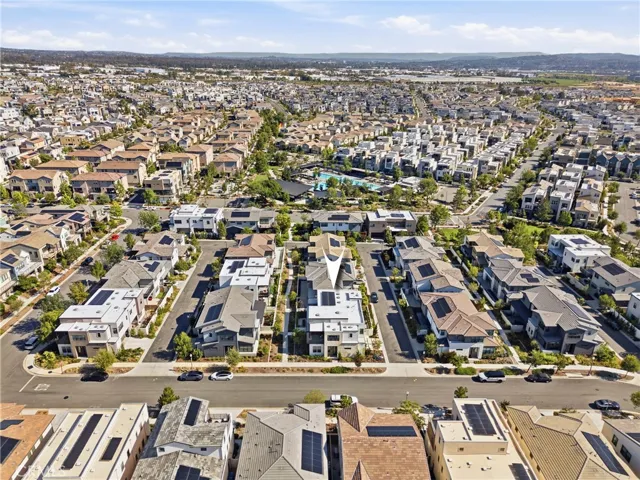 124 Chant, Irvine, California 92618