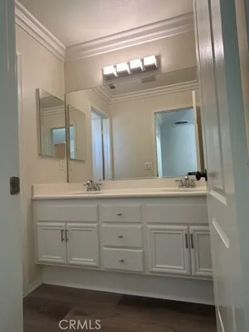 guest bath with double sink