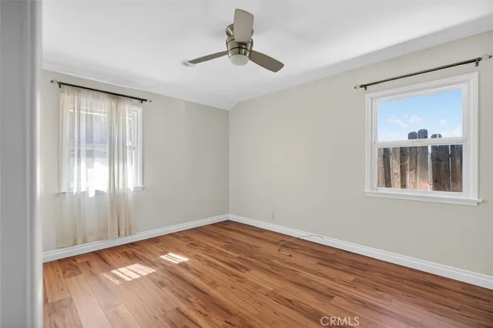 8007 Louise, Northridge, California 91325