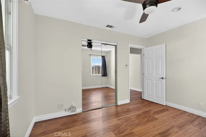 8007 Louise, Northridge, California 91325