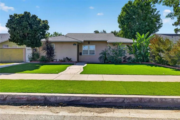 8007 Louise, Northridge, California 91325