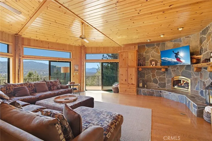 43686 Colusa Drive, Big Bear Lake, California 92315