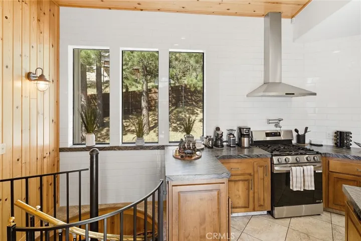 43686 Colusa Drive, Big Bear Lake, California 92315