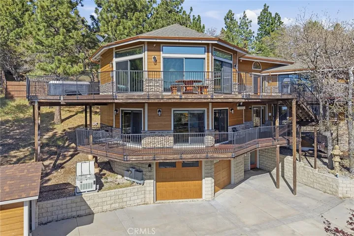 43686 Colusa Drive, Big Bear Lake, California 92315