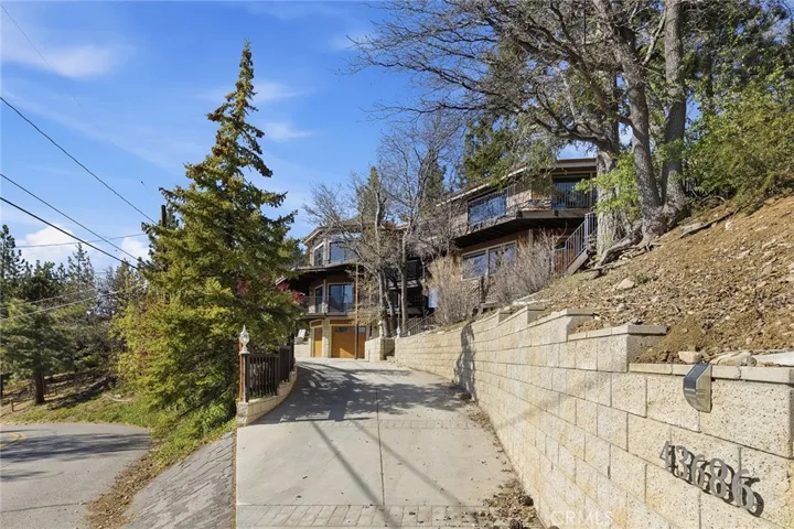 43686 Colusa Drive, Big Bear Lake, California 92315