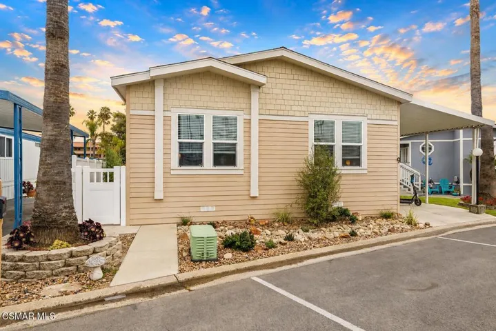 1215 Anchors Way 9