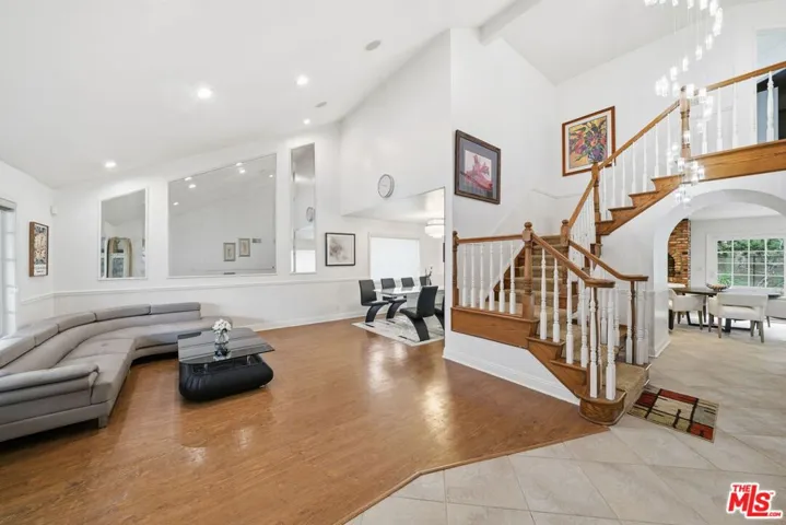 8972 Sailport Drive, Huntington Beach, California 92646