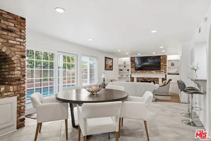8972 Sailport Drive, Huntington Beach, California 92646