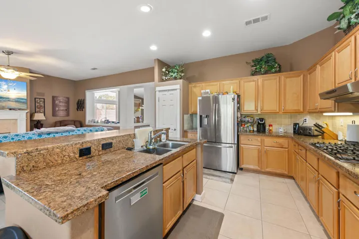 43555 Morning Star Ct MLS-17