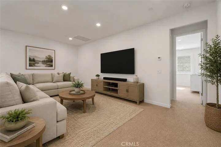 2nd floor Loft - Virtually Staged