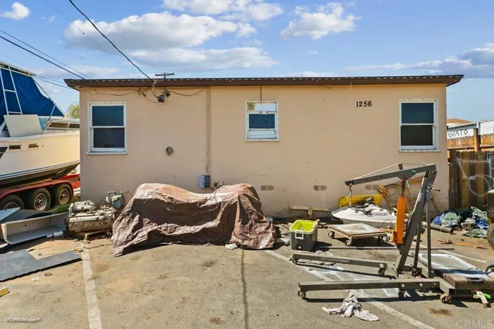 1256 N 1st Street, El Cajon, California 92021