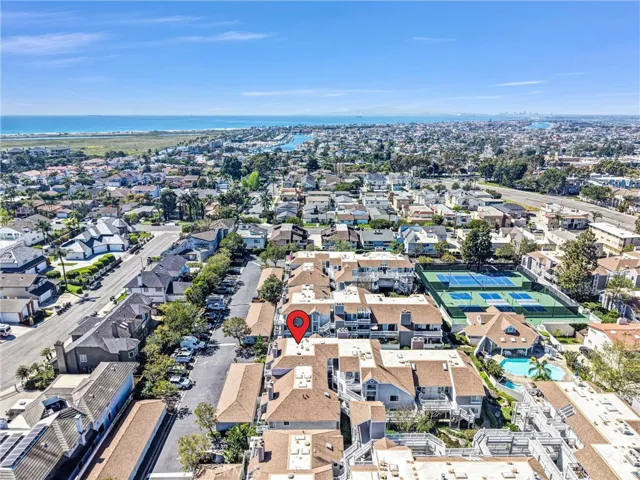 4682 Warner Avenue C304, Huntington Beach, California 92649