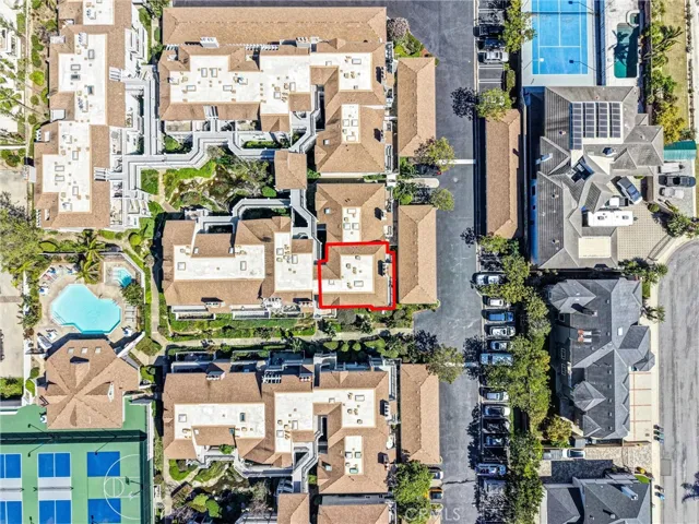 4682 Warner Avenue C304, Huntington Beach, California 92649