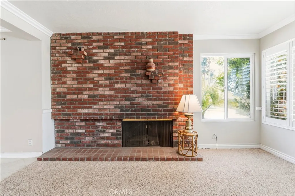 Family Room - Fireplace #2