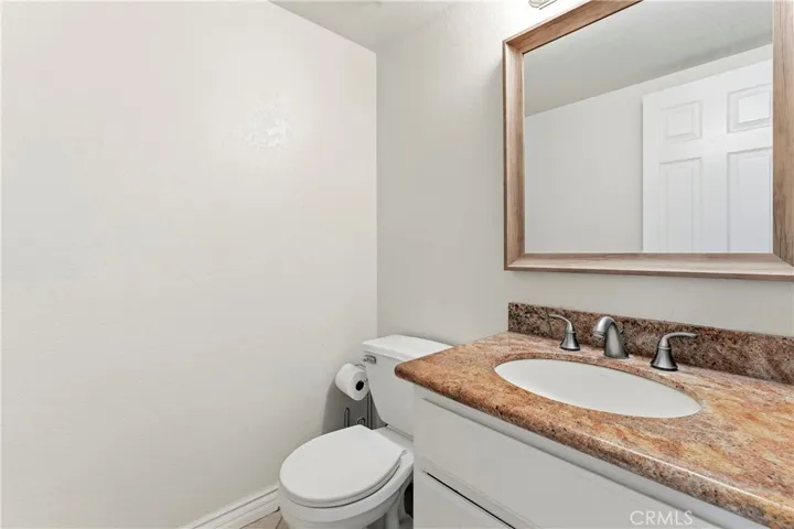 Downstairs 1/2 Bathroom