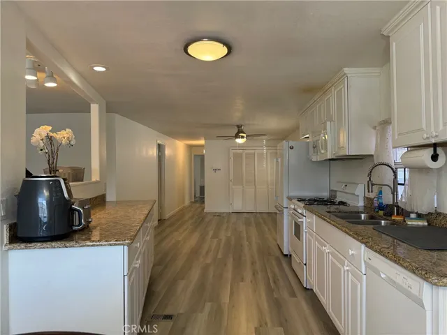 17700 Avalon Boulevard 40, Carson, California 90746