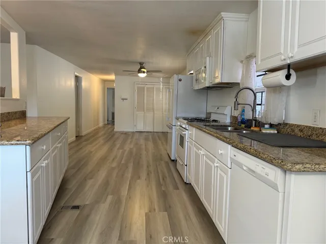 17700 Avalon Boulevard 40, Carson, California 90746