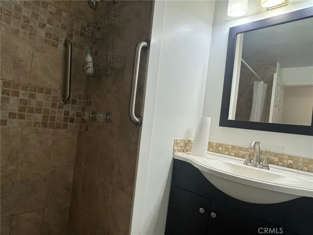 17700 Avalon Boulevard 40, Carson, California 90746