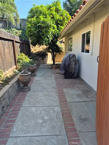 338 E Blossom Place, Brea, California 92821